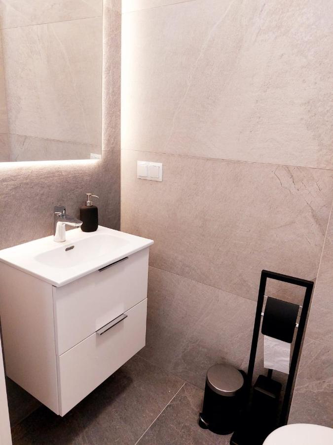 イェレニャ・グーラApartament Panorama Park*****アパートメント エクステリア 写真