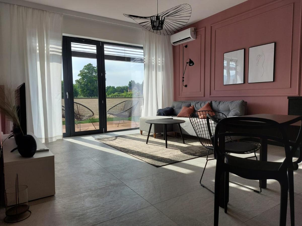 イェレニャ・グーラApartament Panorama Park*****アパートメント エクステリア 写真